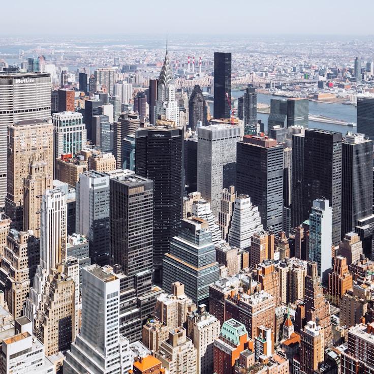 Parents evaluating schools in Canada